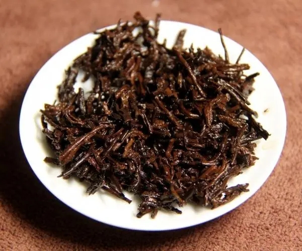 怎樣從茶香來(lái)辨認(rèn)普洱茶的好壞？